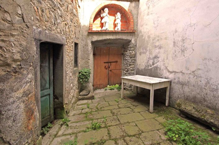Image No.15-Maison de 4 chambres à vendre à Licciana Nardi