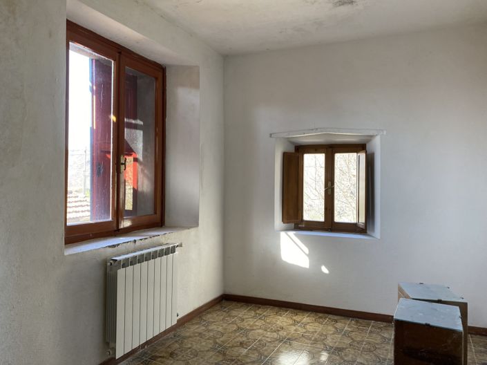 Image No.14-3 Bed House for sale