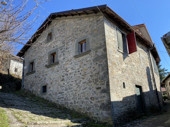 Image No.22-3 Bed House for sale