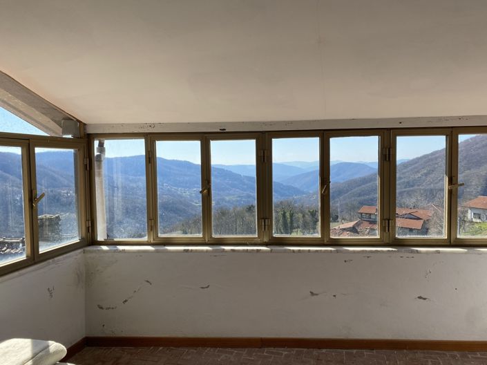 Image No.3-3 Bed House for sale