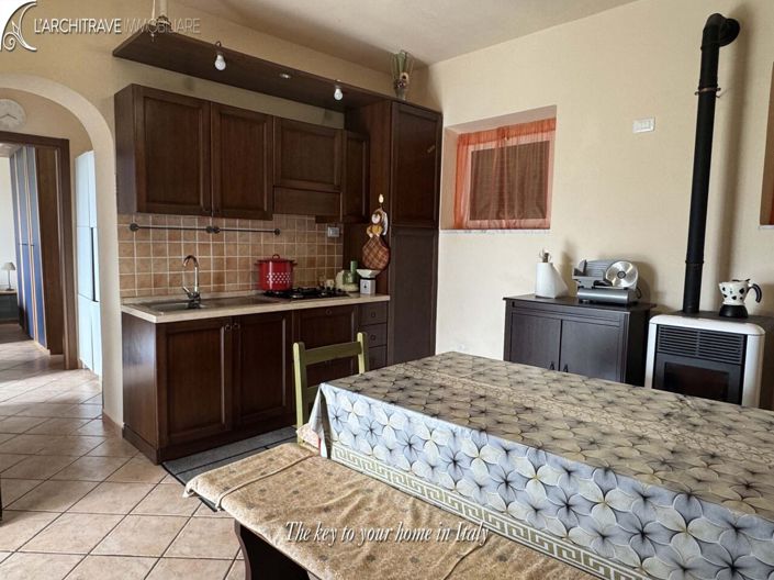 Image No.4-2 Bed House for sale