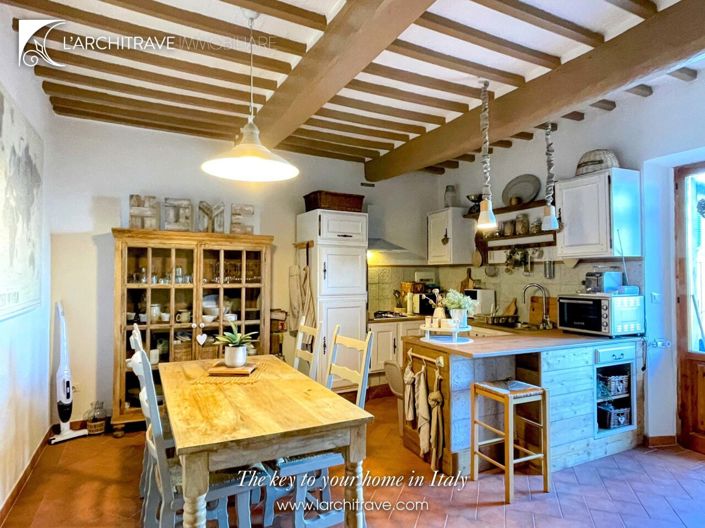 Image No.4-Maison de 2 chambres à vendre à Chianni
