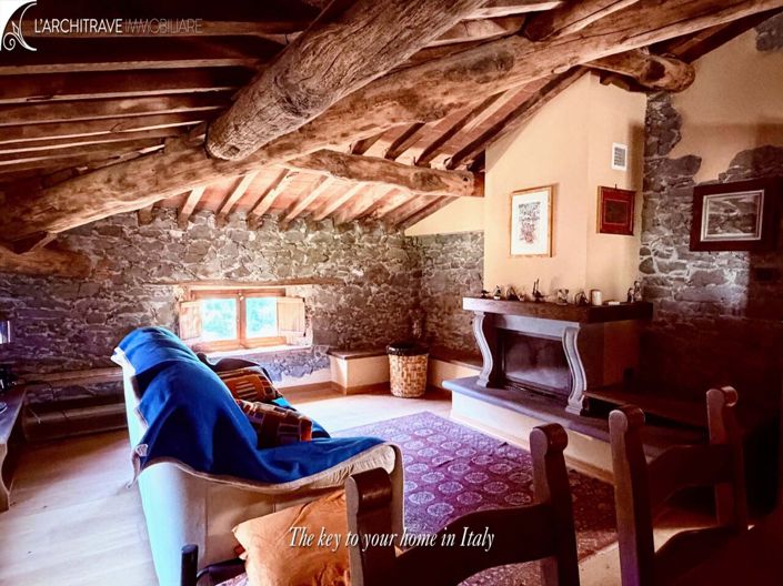 Image No.4-4 Bed House for sale