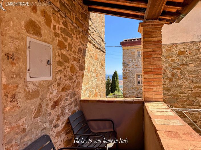 Image No.3-2 Bed House for sale
