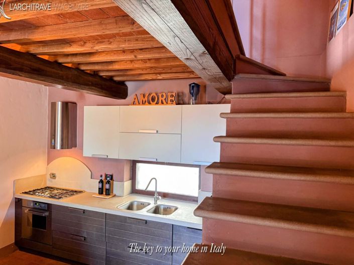 Image No.8-2 Bed House for sale