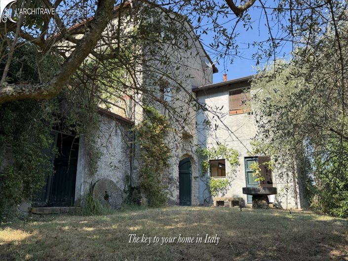 Image No.15-3 Bed House for sale