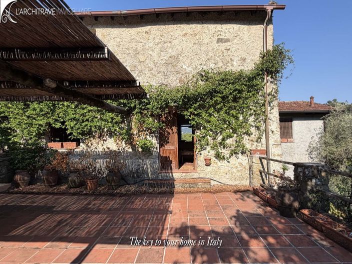 Image No.16-3 Bed House for sale