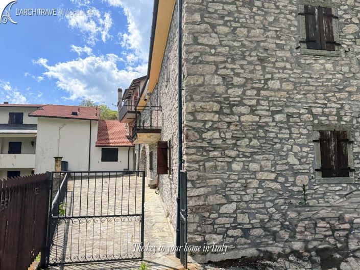 Image No.2-Maison de 3 chambres à vendre à Comano