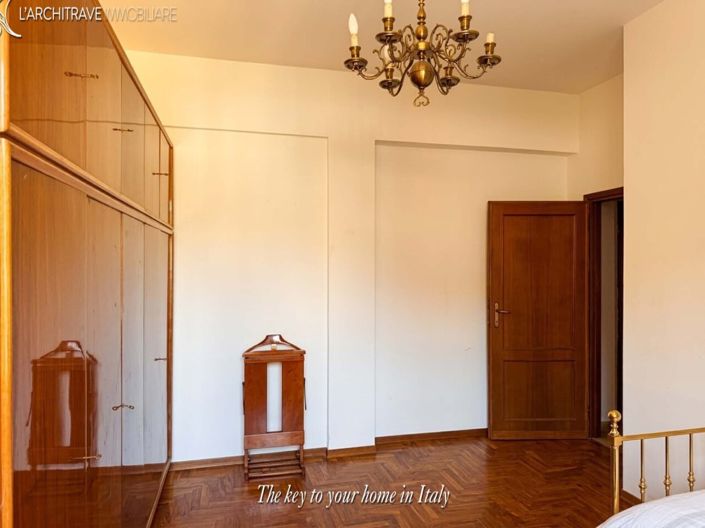 Image No.16-3 Bed House for sale