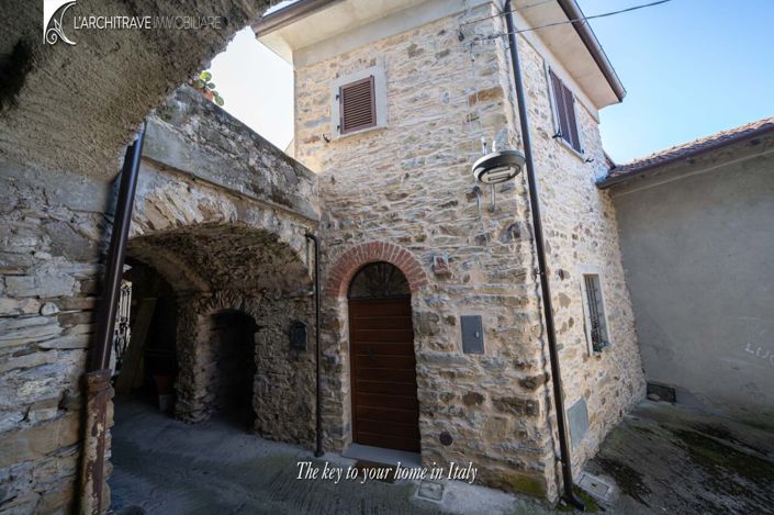 Image No.22-2 Bed House for sale