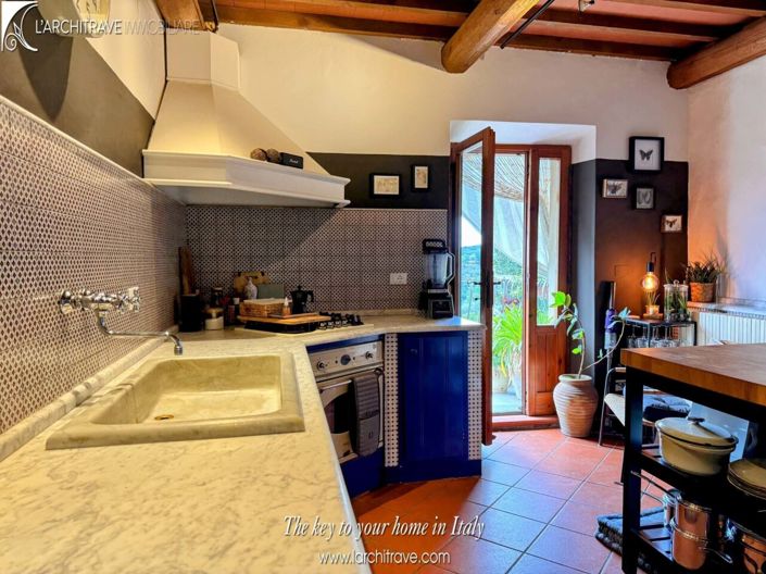 Image No.7-3 Bed House for sale