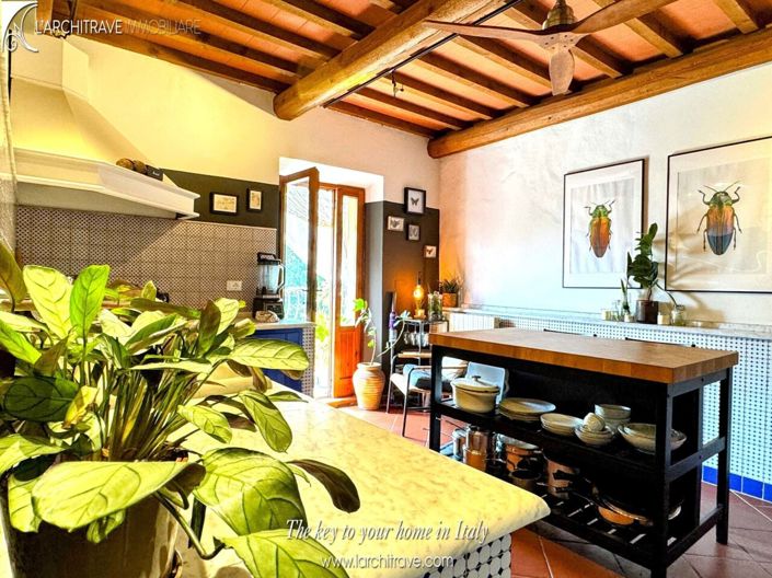 Image No.9-3 Bed House for sale