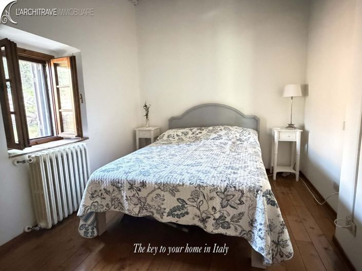 Image No.15-3 Bed House for sale