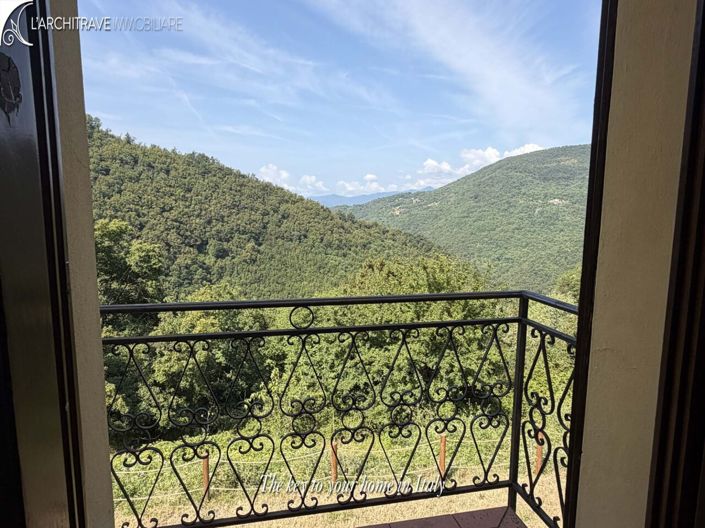 Image No.20-3 Bed House for sale