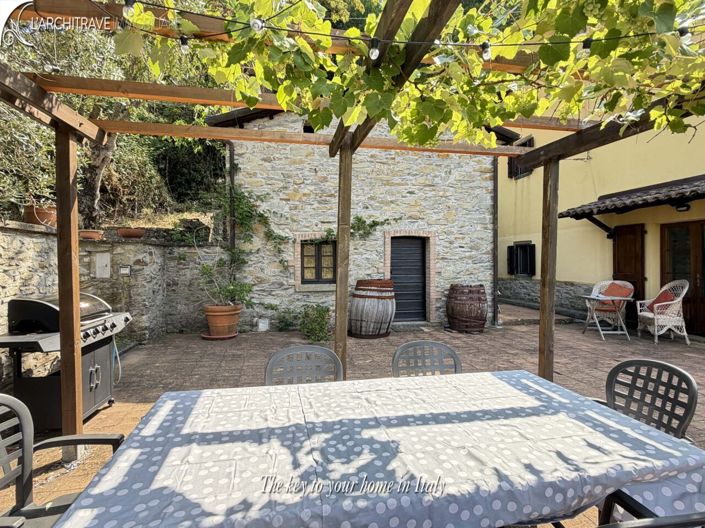 Image No.21-3 Bed House for sale