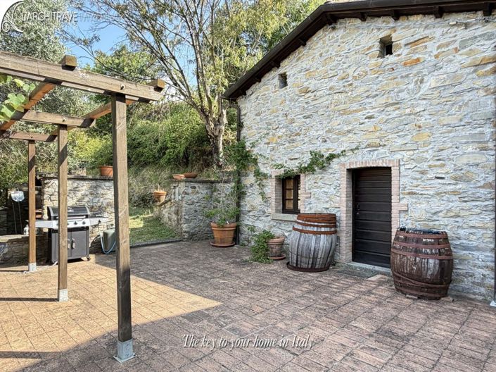 Image No.4-3 Bed House for sale