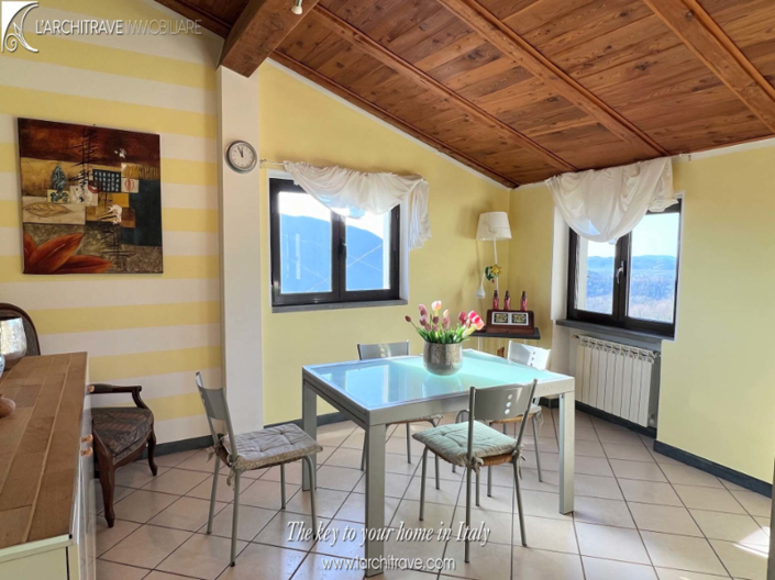 Image No.2-2 Bed House for sale