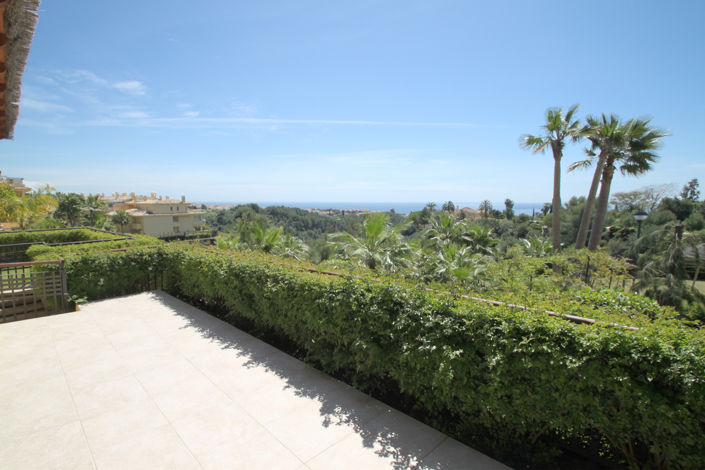Image No.17-3 Bed Apartment for sale