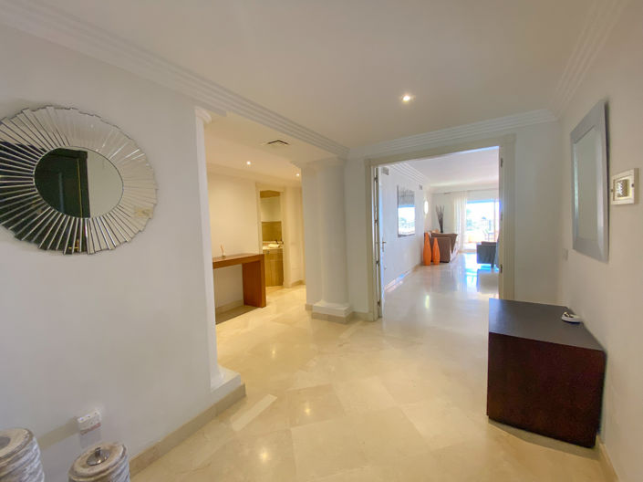 Image No.18-2 Bed Property for sale