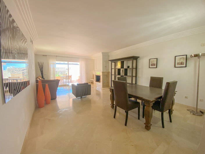 Image No.19-2 Bed Property for sale