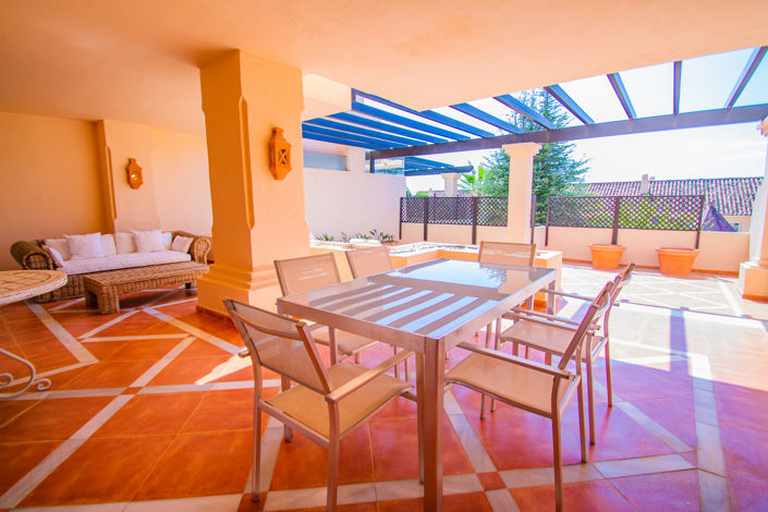 Image No.30-2 Bed Property for sale