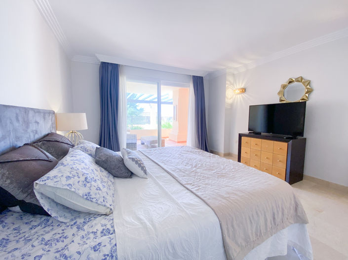 Image No.7-2 Bed Property for sale