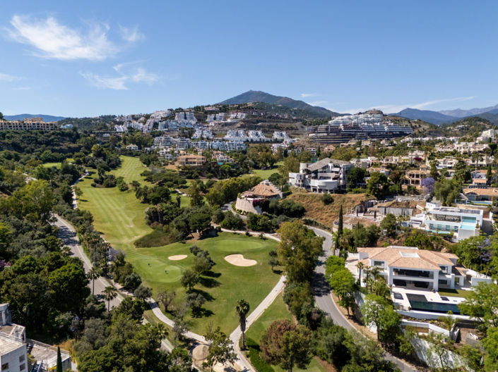 Image No.27-5 Bed Villa for sale