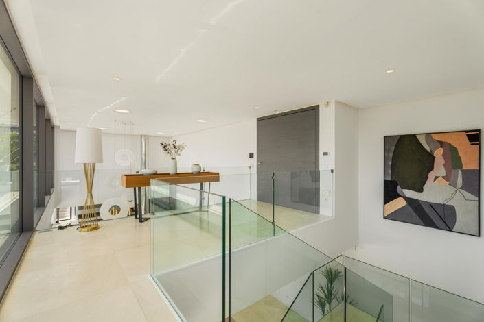 Image No.39-5 Bed Villa for sale