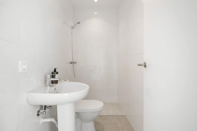 b98le8d7m9k3degpefzhs0lif8u4xzvzhwxtmggyekxx9