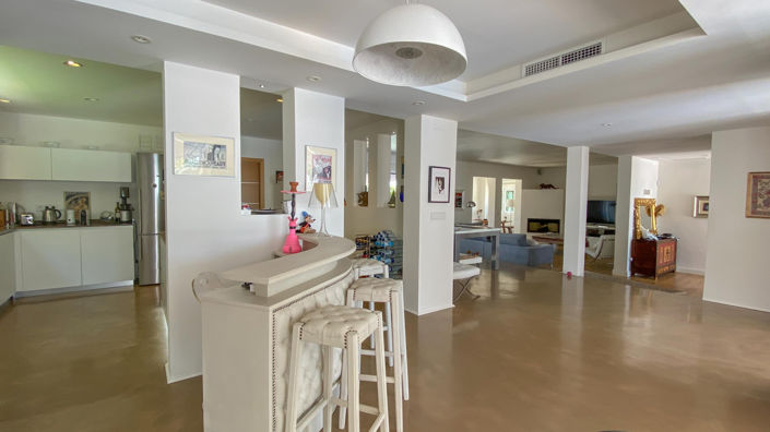 Image No.12-5 Bed Villa for sale