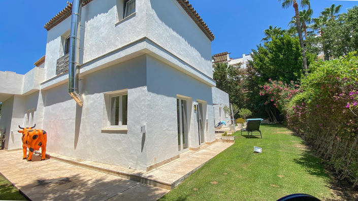 Image No.36-5 Bed Villa for sale