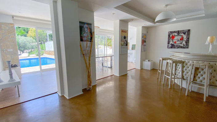 Image No.37-5 Bed Villa for sale