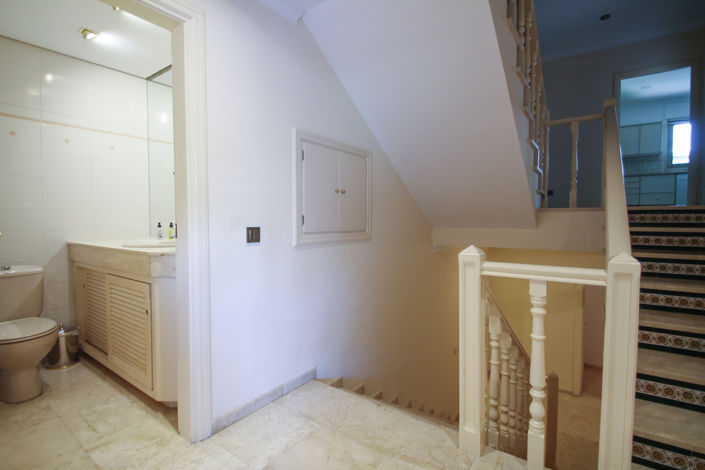 Image No.26-6 Bed Villa for sale