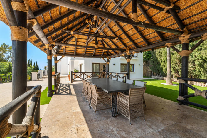 Image No.10-7 Bed Villa for sale