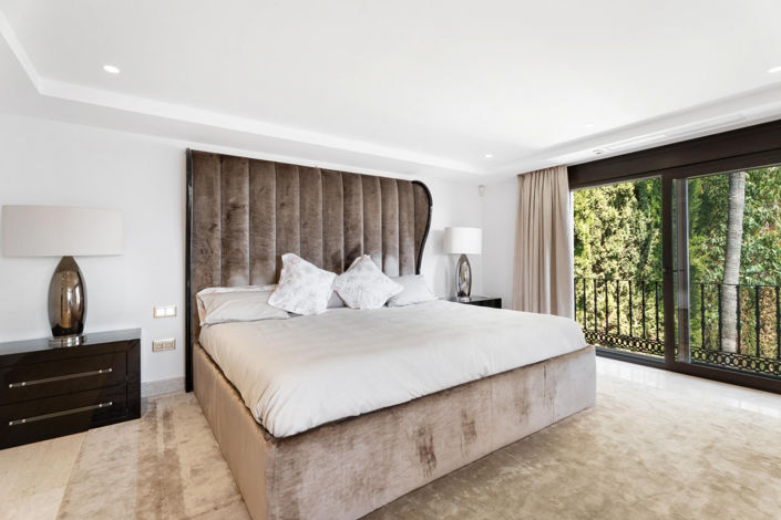 Image No.29-7 Bed Villa for sale