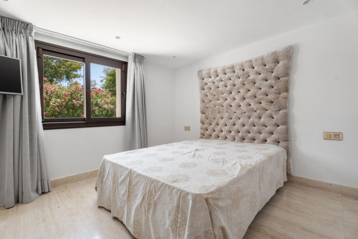 Image No.39-7 Bed Villa for sale