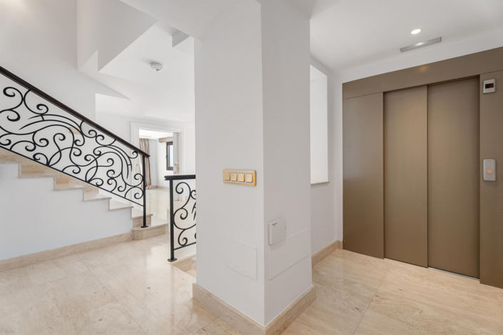 Image No.46-7 Bed Villa for sale