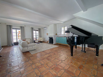 b98le8d7m9k3degpefzhs0lif8u4xzvzhwxtmggyekxx9