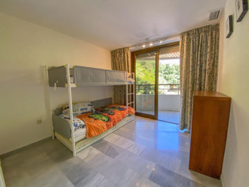 b98le8d7m9k3degpefzhs0lif8u4xzvzhwxtmggyekxx9