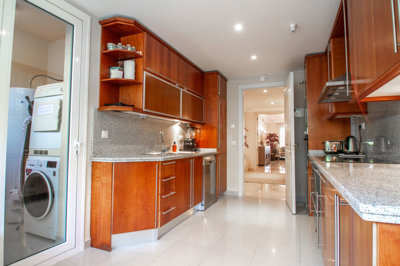 b98le8d7m9k3degpefzhs0lif8u4xzvzhwxtmggyekxx9