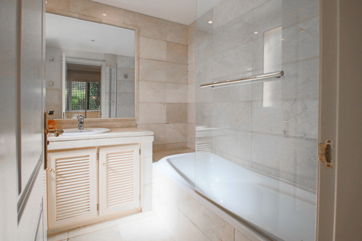 Image No.27-2 Bed Apartment for sale