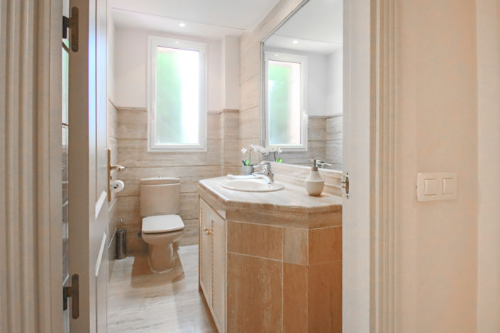 Image No.28-2 Bed Apartment for sale