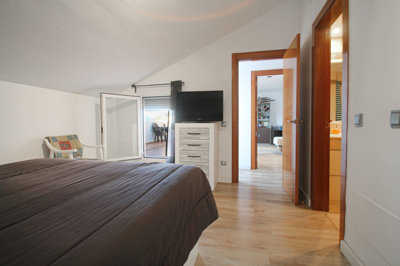 b98le8d7m9k3degpefzhs0lif8u4xzvzhwxtmggyekxx9