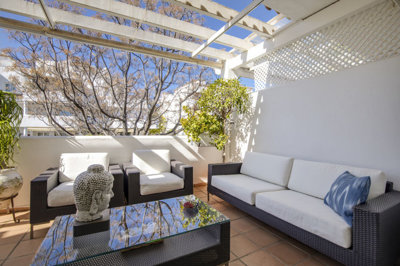 b98le8d7m9k3degpefzhs0lif8u4xzvzhwxtmggyekxx9