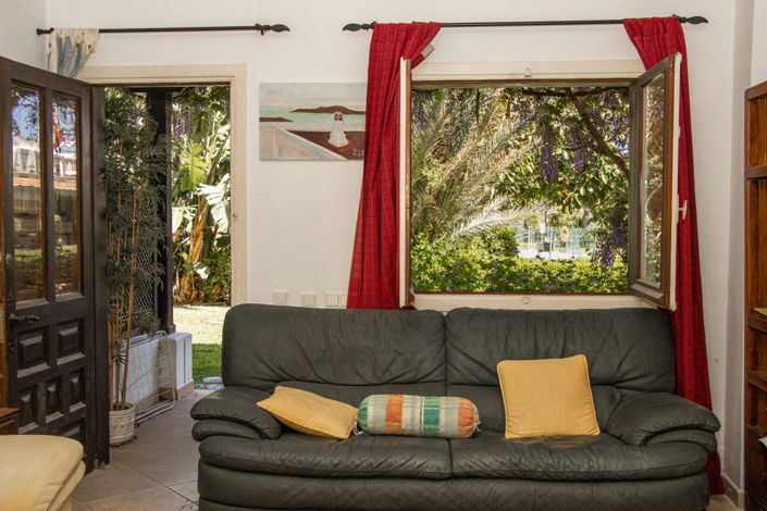 Image No.15-1 Bed Property for sale