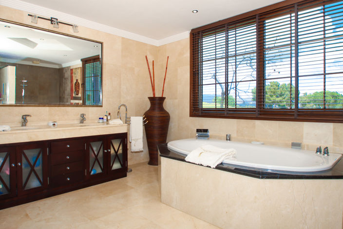 Image No.15-4 Bed Villa for sale