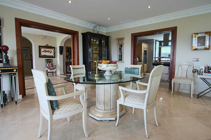 Image No.18-4 Bed Villa for sale