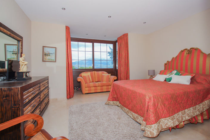 Image No.22-4 Bed Villa for sale