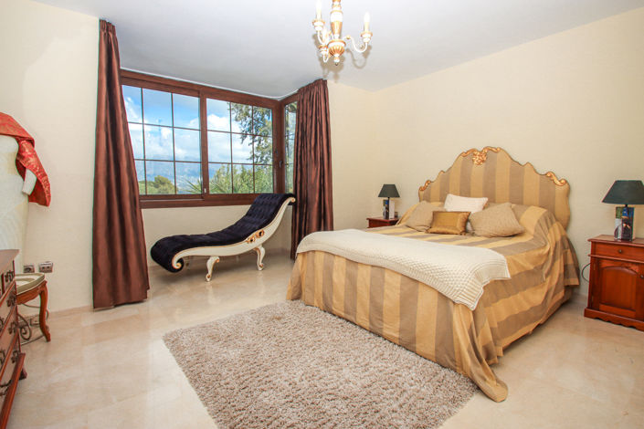 Image No.9-4 Bed Villa for sale