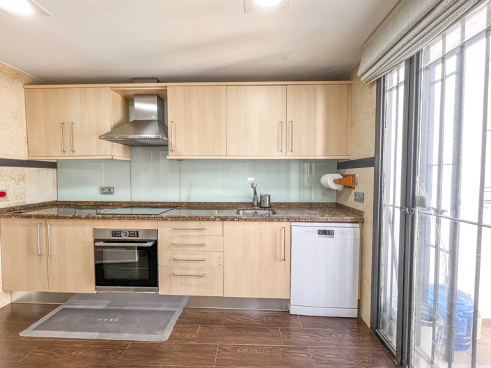 Image No.11-2 Bed Property for sale